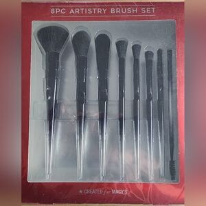 NWT 8 PC ARTISTRY BRUSH SET